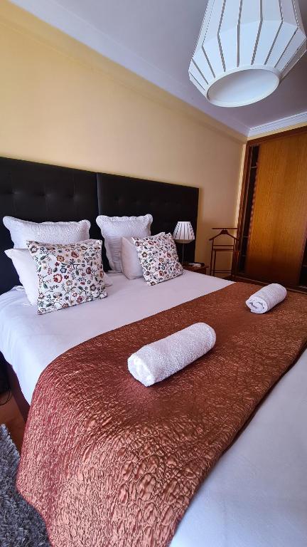 DOWNTON- GUEST HOUSE