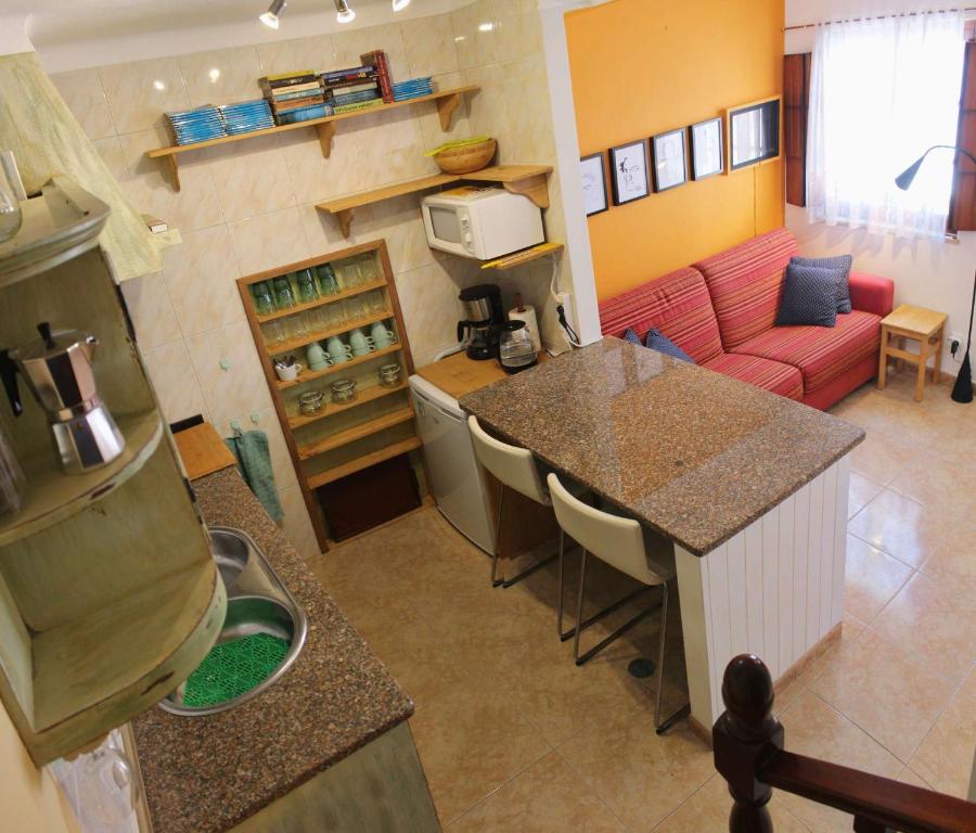 CASA ALMADA NEGREIROS