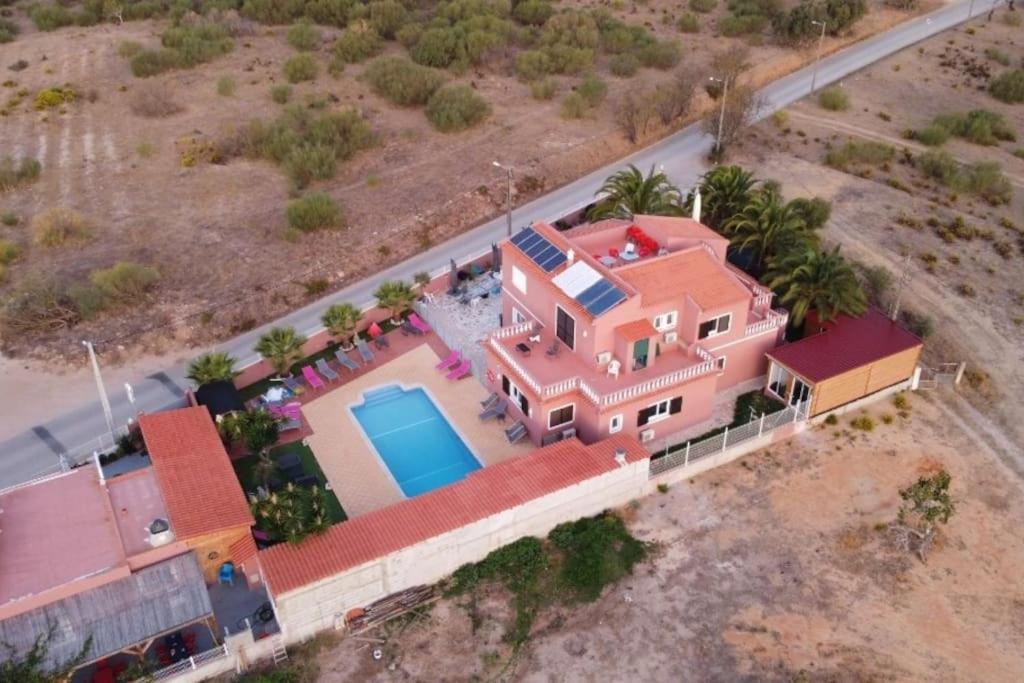 VILLA PARADIS