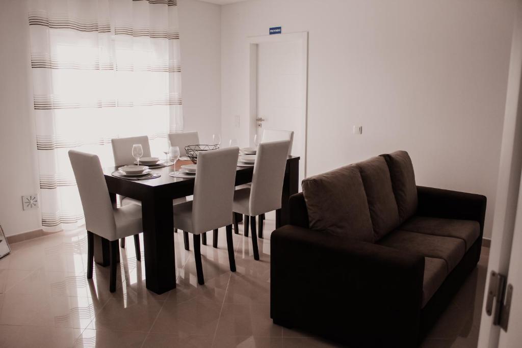GOLD APARTMENT BALEAL