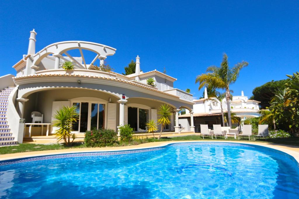 CASA DO CORVO