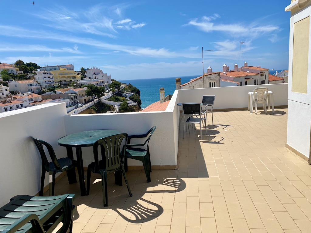 Image of Cabrita Mar 11 I