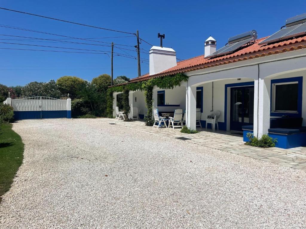 Image of Family house with warm pool